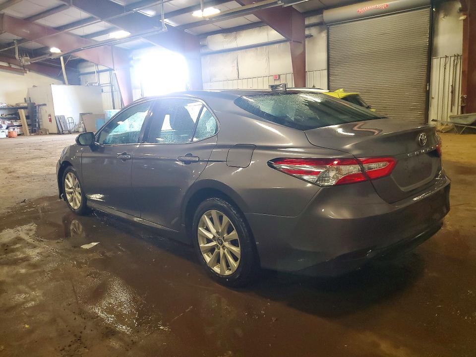 Photo 2 from auction – 2020 TOYOTA CAMRY with VIN 4T1C11BK6LU005615