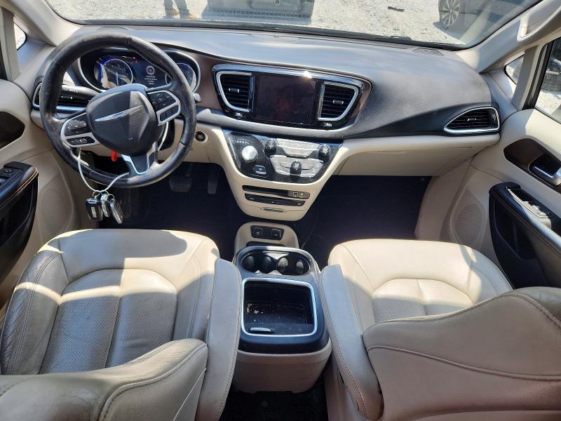 Photo 8 from auction – 2019 CHRYSLER PACIFICA with VIN 2C4RC1EG1KR686942