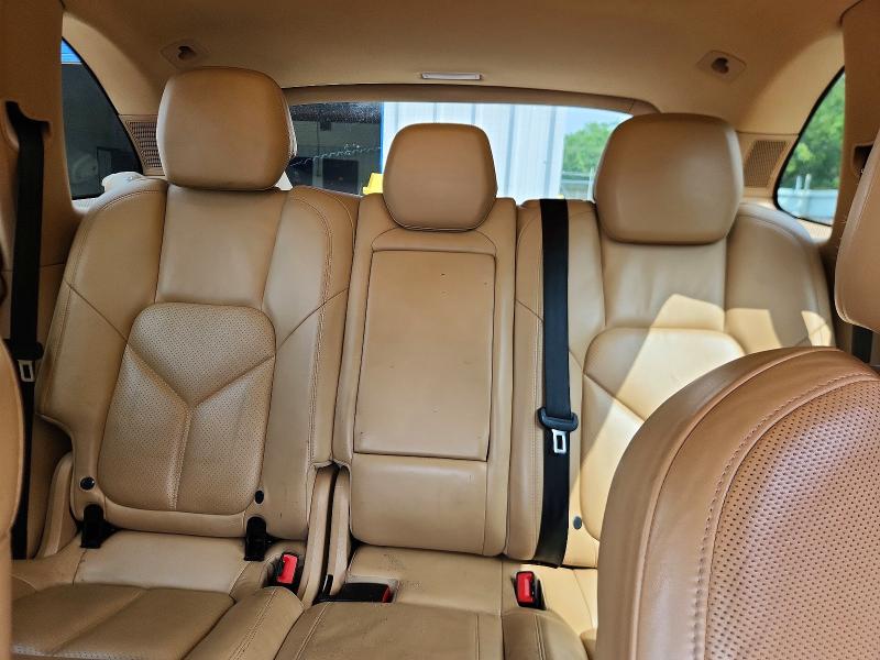 Photo 10 from auction – 2013 PORSCHE CAYENNE with VIN WP1AA2A26DLA00648