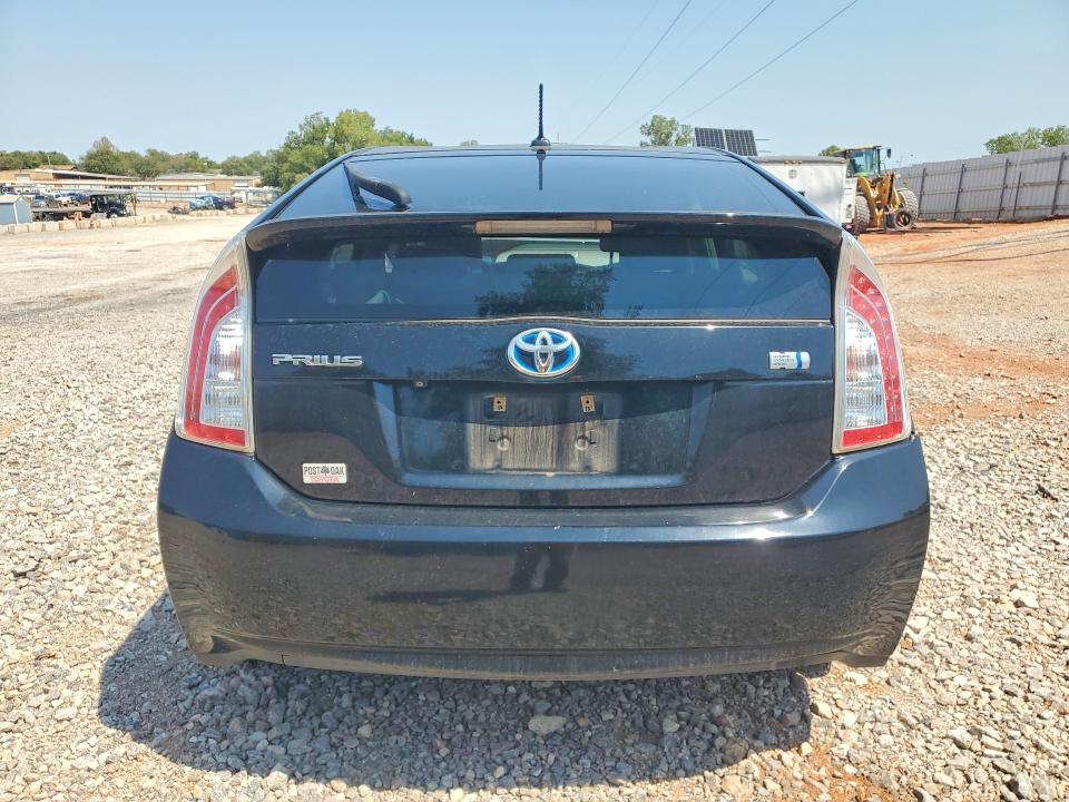 Photo 6 from auction – 2013 TOYOTA PRIUS with VIN JTDKN3DU9D1675998