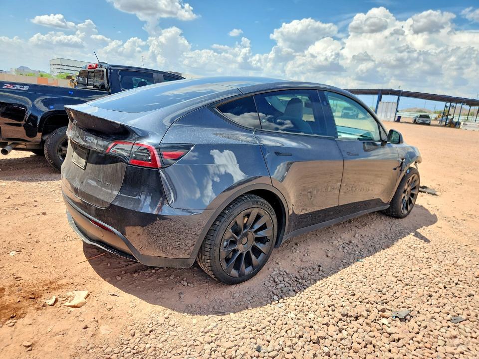 صورة رقم 3 من المزاد - 2024 TESLA MODEL Y مع VIN 7SAYGAEEXRF021318