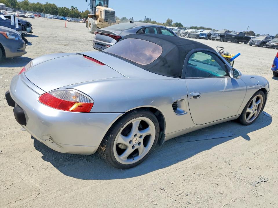 Photo 3 from auction – 2000 PORSCHE BOXSTER with VIN WP0CA2989YU624592