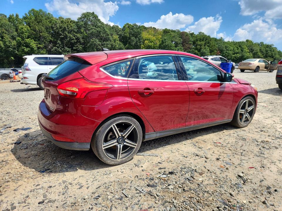 Photo 3 from auction – 2015 FORD FOCUS with VIN 1FADP3N28FL321483