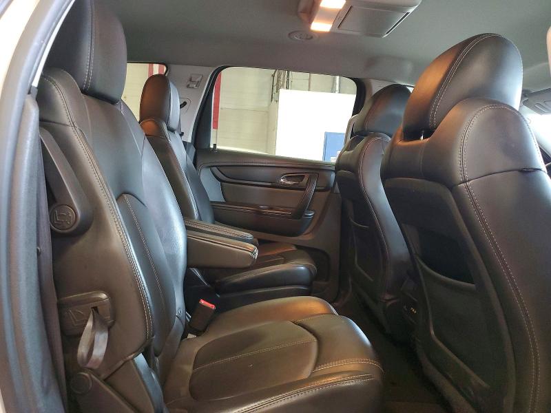 Foto 11 de la subasta – 2015 CHEVROLET TRAVERSE con VIN 1GNKRHKD4FJ277872