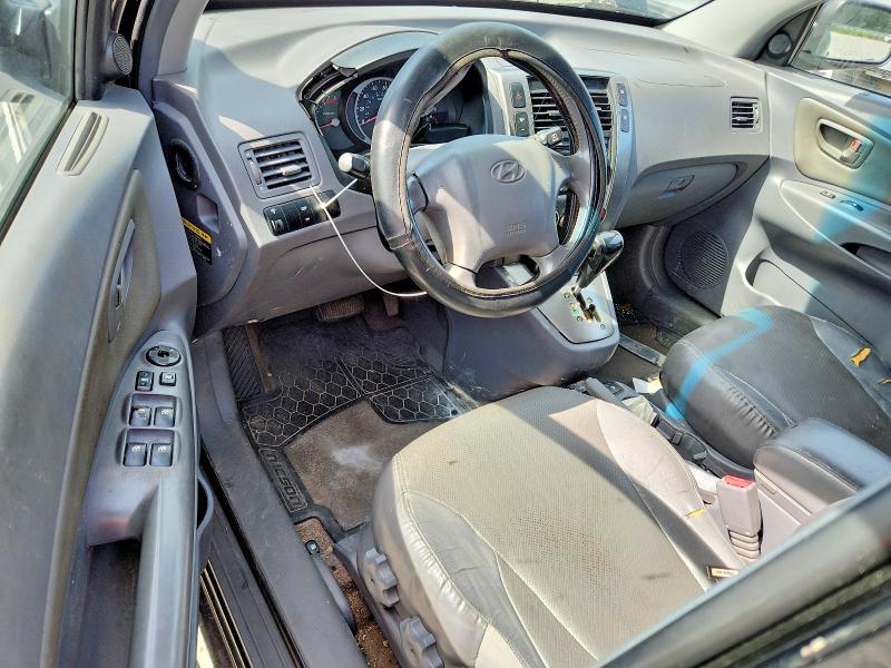 Photo 8 from auction – 2005 HYUNDAI TUCSON with VIN KM8JN12D55U209712