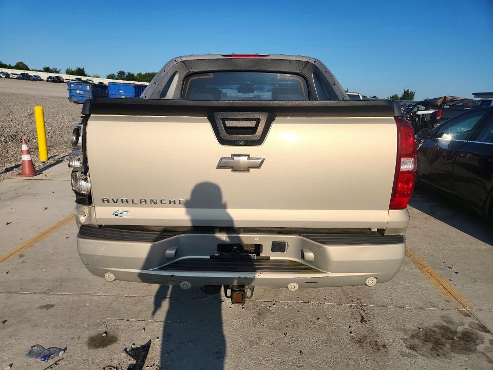 Photo 6 from auction – 2009 CHEVROLET AVALANCHE with VIN 3GNEC12J19G150983