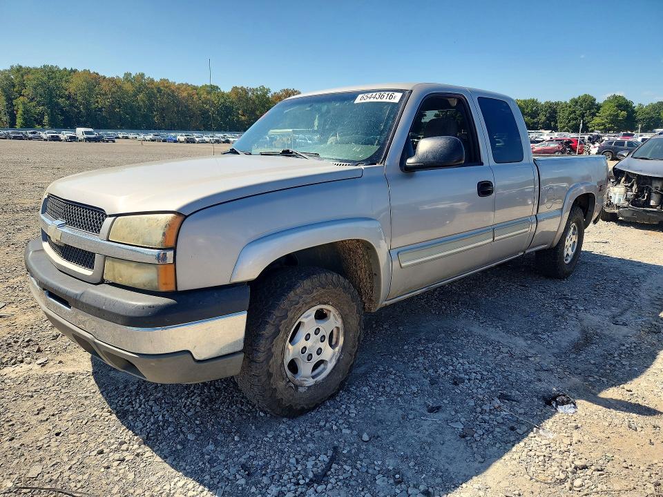 CHEVROLET SILVERADO 2004 with VIN 1GCEK19T74E394205 - Photo from auction