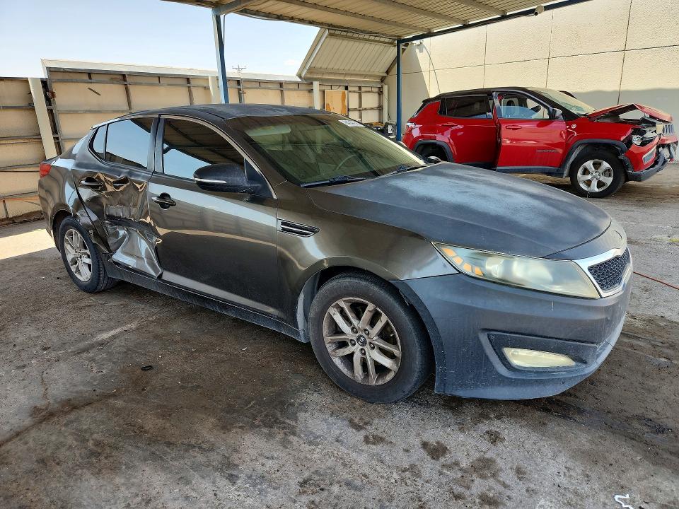 Photo 4 from auction – 2011 KIA OPTIMA with VIN KNAGM4A71B5152135