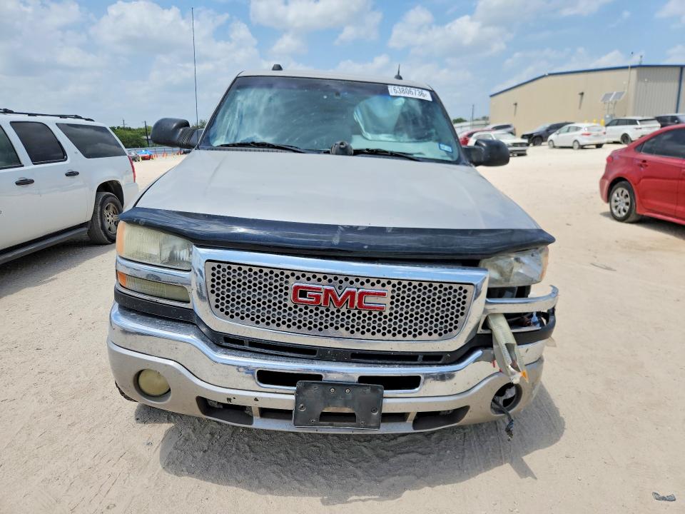 Photo 5 from auction – 2005 GMC SIERRA with VIN 1GTHK23235F957555