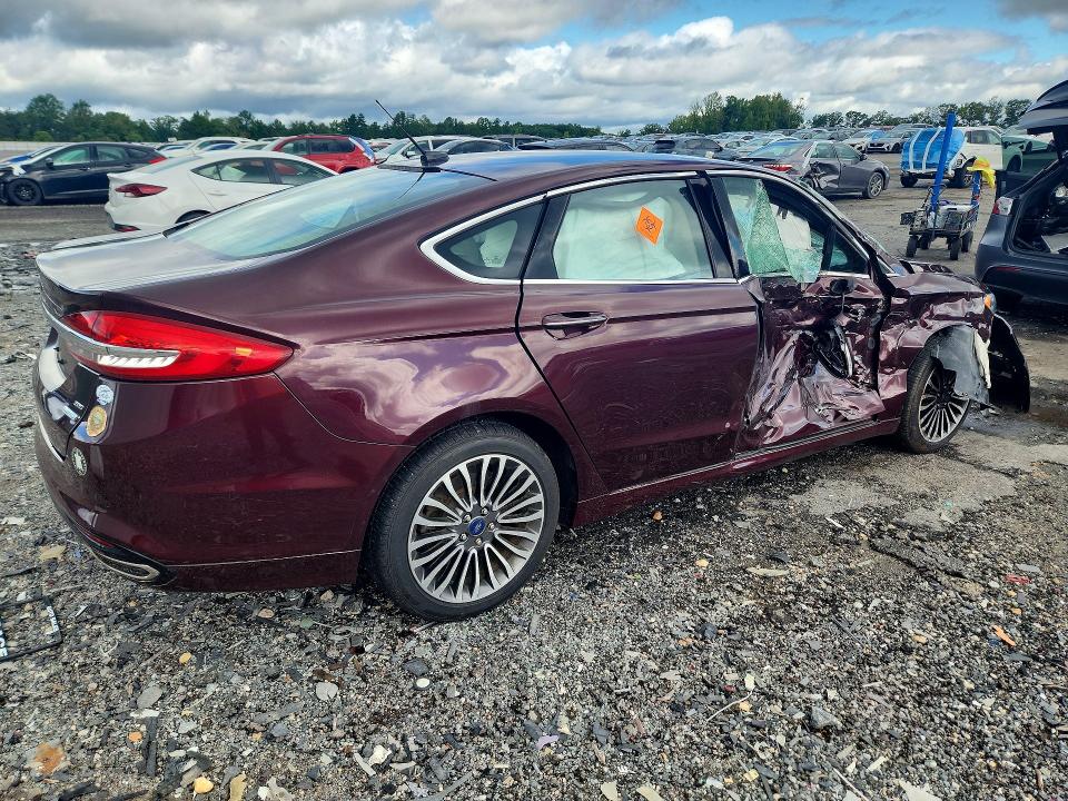 Photo 3 from auction – 2018 FORD FUSION with VIN 3FA6P0H93JR106362