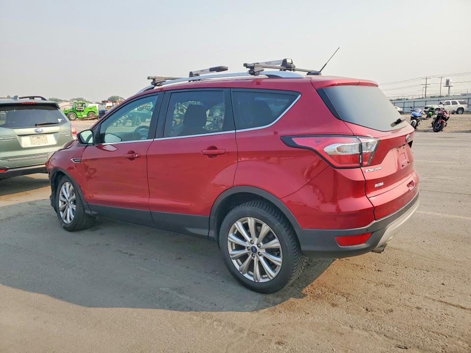 Photo 2 from auction – 2017 FORD ESCAPE with VIN 1FMCU9J97HUE72893