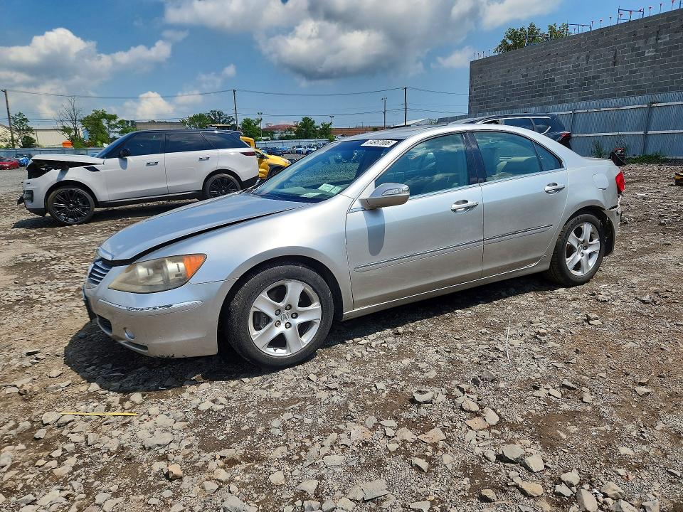ACURA RL 2005 with VIN JH4KB16535C012207 - Photo from auction