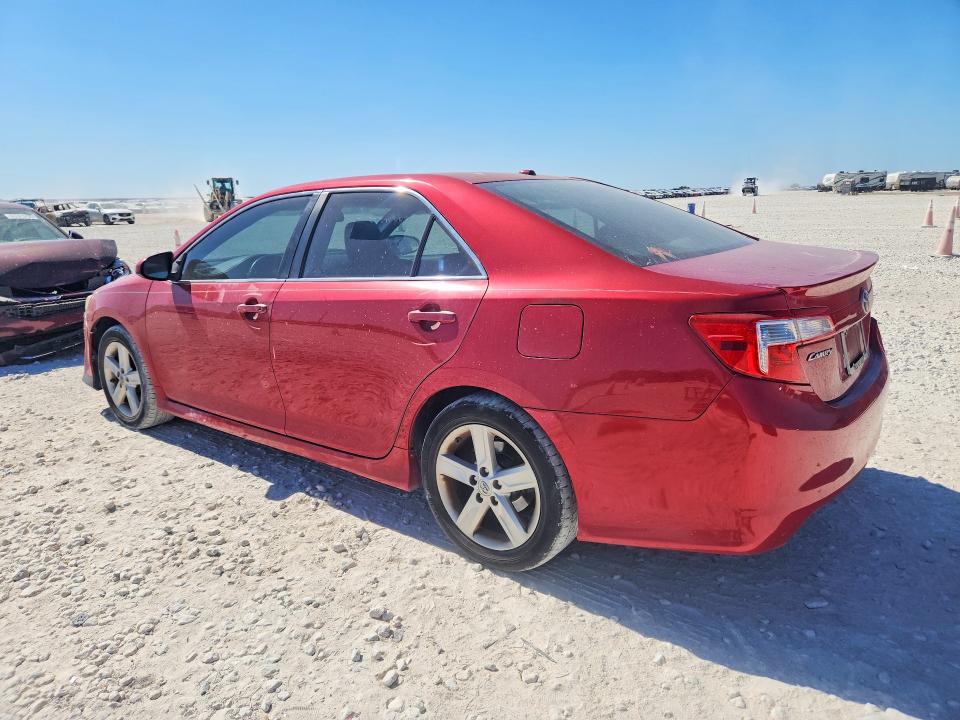 Photo 2 from auction – 2014 TOYOTA CAMRY with VIN 4T1BF1FK3EU741941