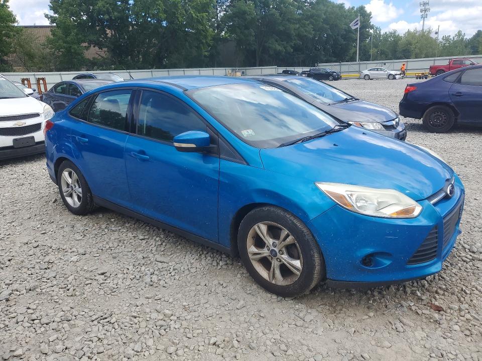 Снимка 4 от търг – 2014 FORD FOCUS с VIN 1FADP3F21EL188241