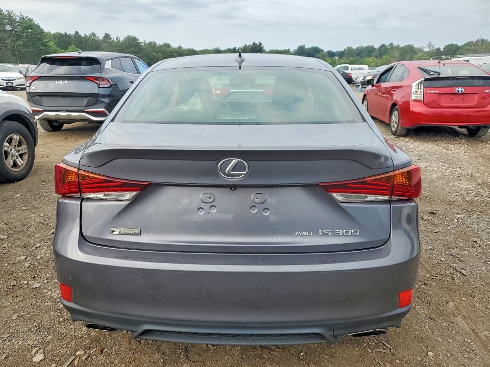 Photo 6 from auction – 2017 LEXUS IS with VIN JTHCM1D24H5021367
