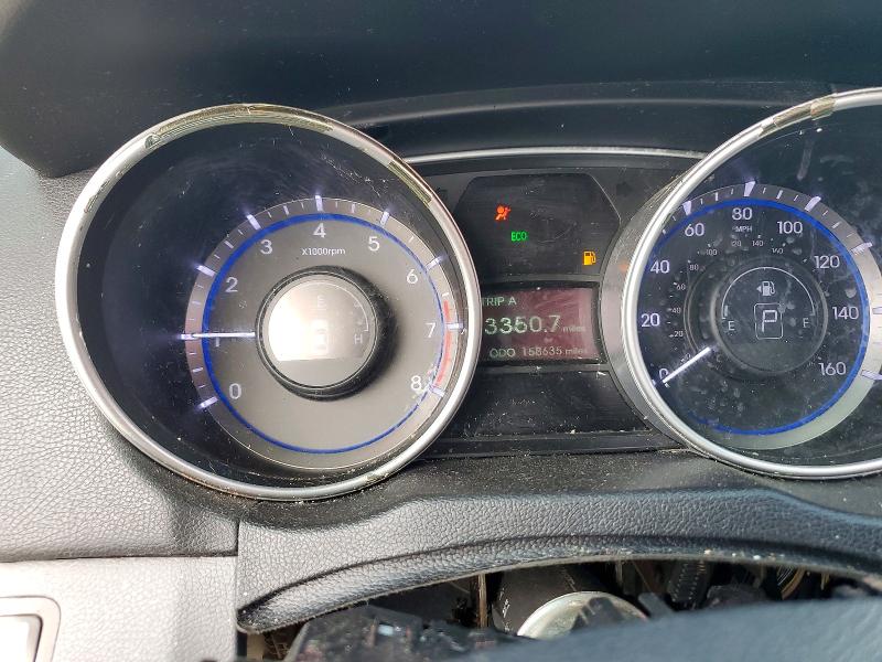 Photo 9 from auction – 2011 HYUNDAI SONATA with VIN 5NPEB4AC3BH264769