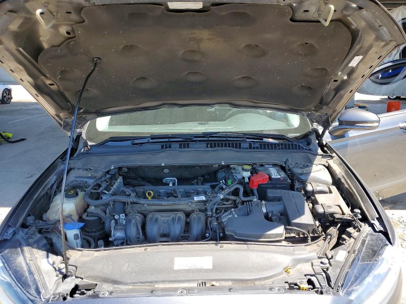 Photo 11 from auction – 2016 FORD FUSION with VIN 3FA6P0H75GR386891