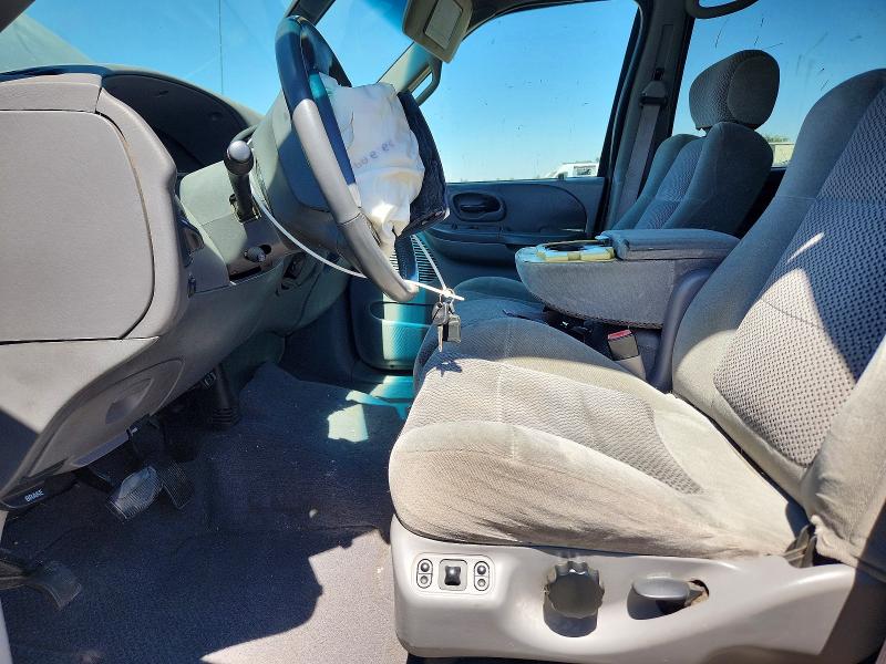 Photo 7 from auction – 2001 FORD F150 with VIN 1FTRW08L31KC53128