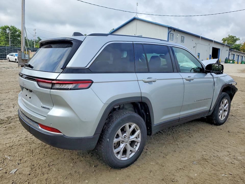 Снимка 3 от търг – 2022 JEEP GRAND CHEROKEE с VIN 1C4RJHBGXN8556273