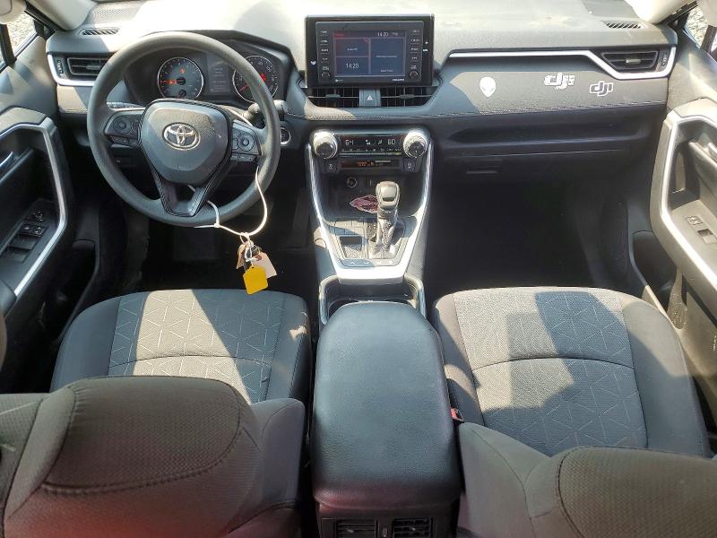 Photo 8 from auction – 2020 TOYOTA RAV4 with VIN 2T3W1RFV4LW072575