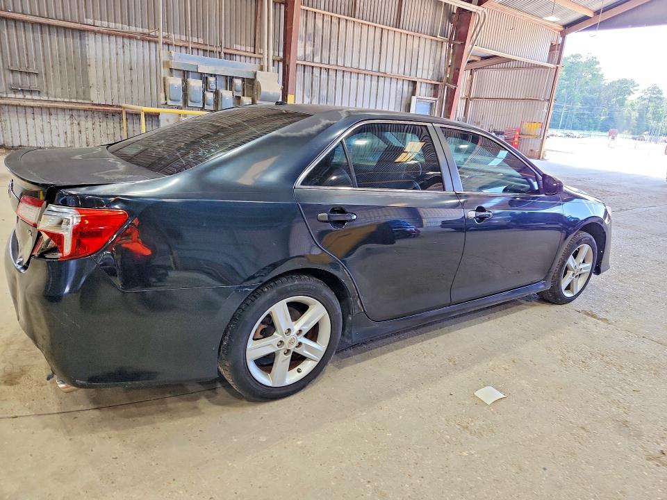 Photo 3 from auction – 2012 TOYOTA CAMRY with VIN 4T1BF1FK3CU523284