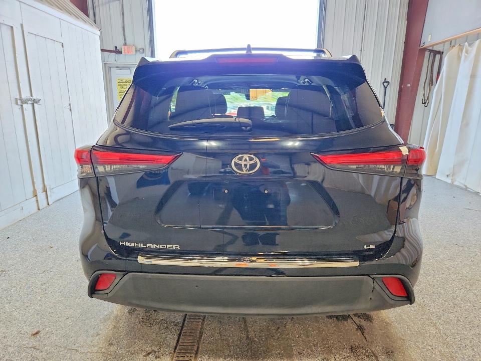 Zdjęcie 6 z aukcji – 2022 TOYOTA HIGHLANDER z VIN 5TDZZRAH6NS097392