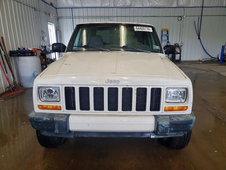 Photo 5 from auction – 2001 JEEP CHEROKEE with VIN 1J4FF48SX1L515622