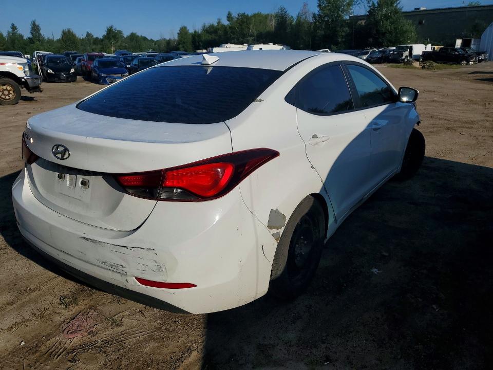 Photo 3 from auction – 2016 HYUNDAI ELANTRA with VIN 5NPDH4AE9GH774790