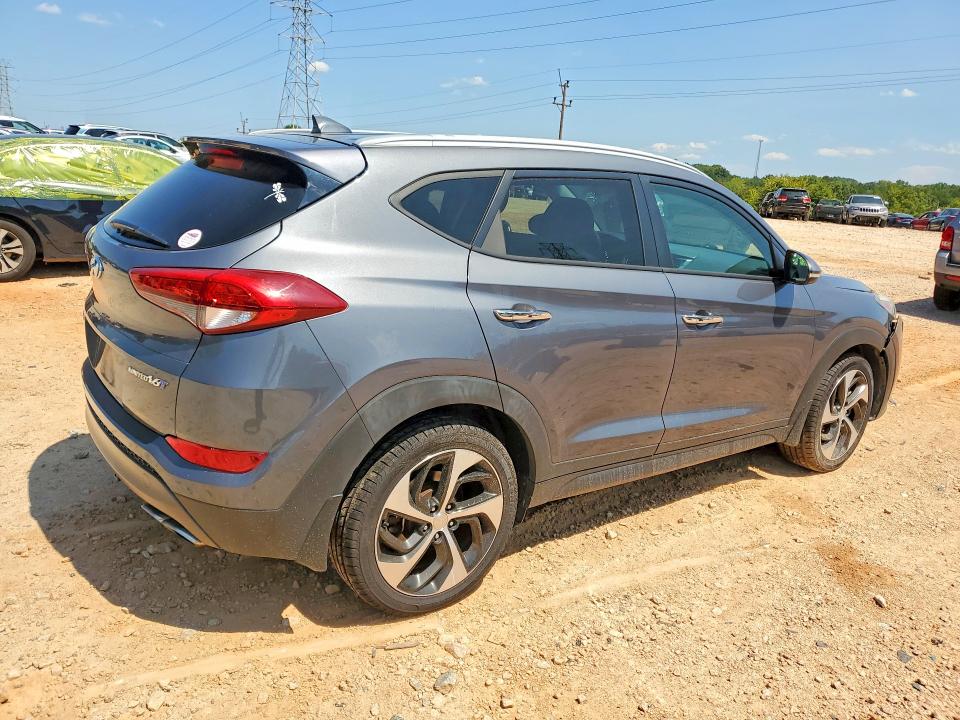 Фото 3 с аукциона – 2016 HYUNDAI TUCSON с VIN KM8J33A25GU044409