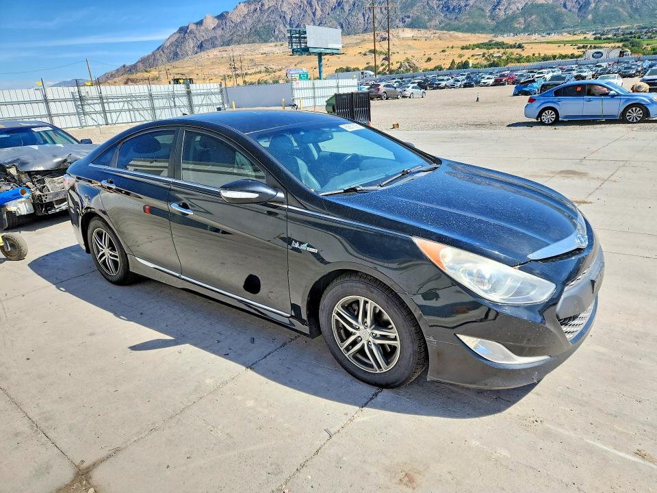 Foto 4 de la subasta – 2012 HYUNDAI SONATA con VIN KMHEC4A46CA042012