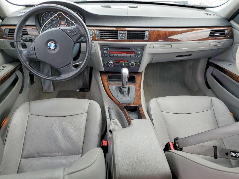 Photo 8 from auction – 2011 BMW 328 with VIN WBAPH7G5XBNM58763