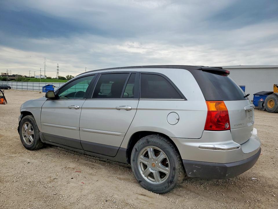 Photo 2 from auction – 2004 CHRYSLER PACIFICA with VIN 2C8GF68464R179520