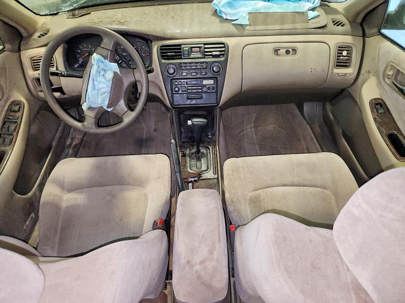 Photo 8 from auction – 2000 HONDA ACCORD with VIN JHMCG6697YC014200