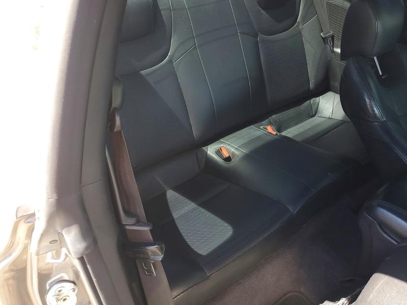 Photo 10 from auction – 2013 HYUNDAI GENESIS COUPE with VIN KMHHU6KJ6DU083881