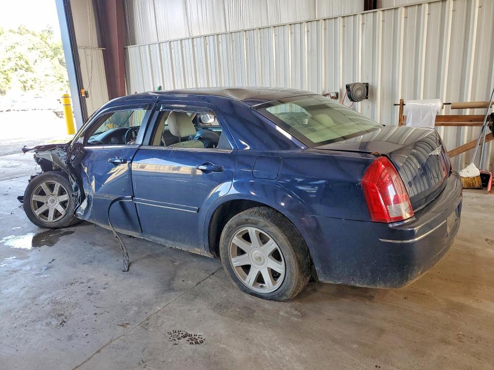 Photo 2 from auction – 2005 CHRYSLER 300 with VIN 2C3JA53G05H589646