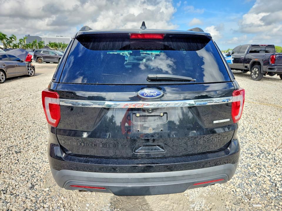 Photo 6 from auction – 2016 FORD EXPLORER with VIN 1FM5K7B87GGB15705