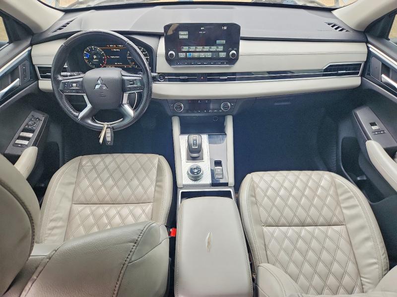 Photo 8 from auction – 2022 MITSUBISHI OUTLANDER with VIN JA4J4VA84NZ007430