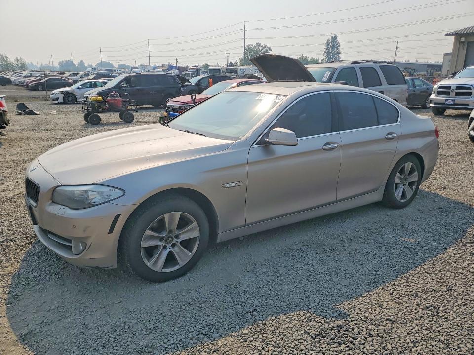 BMW 528 2012 with VIN WBAXH5C55CC595178 - Photo from auction
