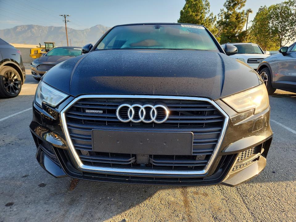 Снимка 5 от търг – 2017 AUDI A3 с VIN WAUJ8GFF2H1029360