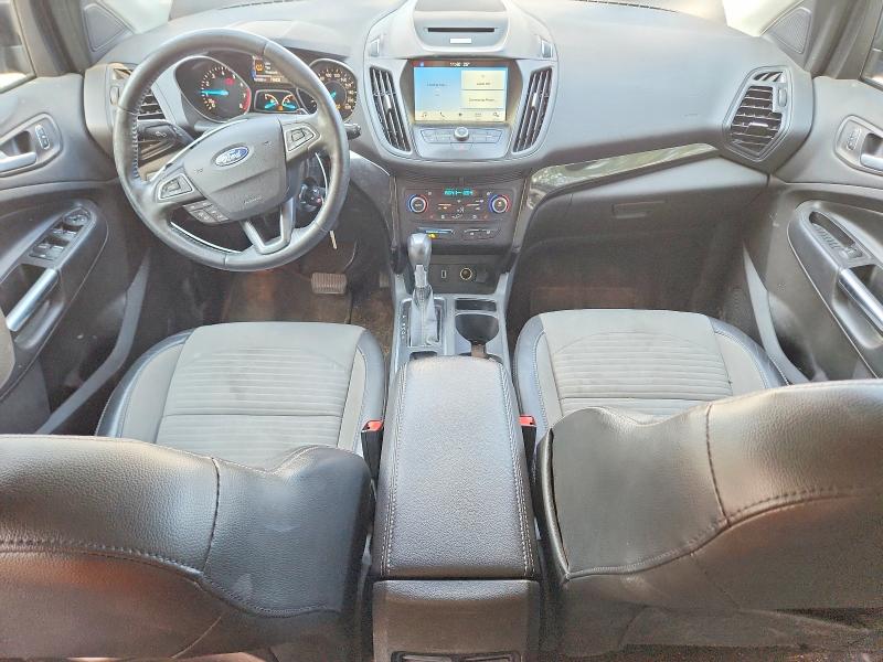 Photo 8 from auction – 2017 FORD ESCAPE with VIN 1FMCU9G98HUD70705