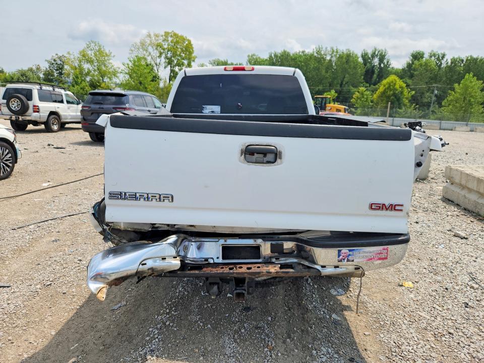 Photo 6 from auction – 2007 GMC SIERRA with VIN 1GTGC13U07F121077