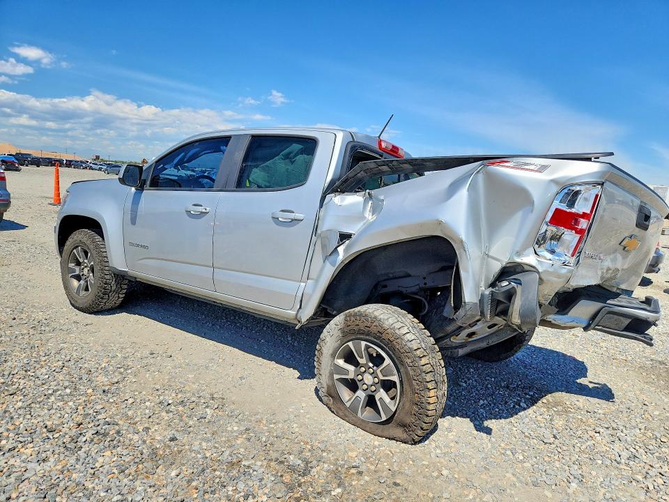 Снимка 2 от търг – 2017 CHEVROLET COLORADO Z71 CREW CA с VIN 1GCGSDEN3H1157113
