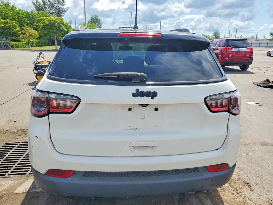 Photo 6 from auction – 2021 JEEP COMPASS with VIN 3C4NJCBB4MT567730