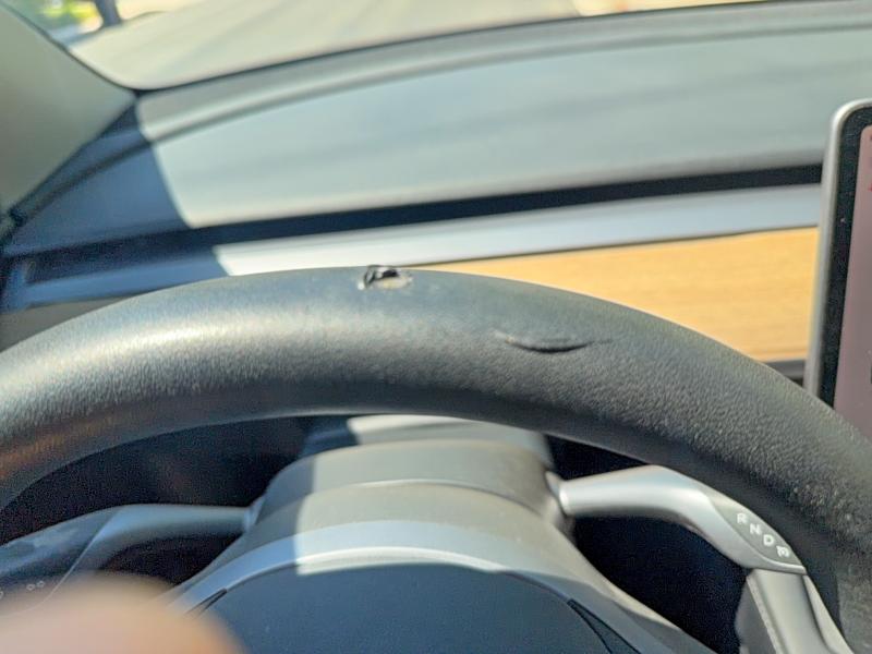 Photo 11 from auction – 2021 TESLA MODEL Y with VIN 5YJYGDEE2MF222671