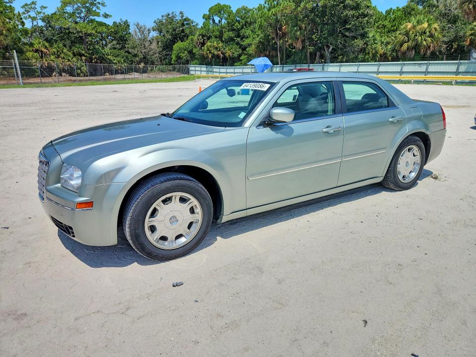 2005 CHRYSLER 300 - Търг №64139086