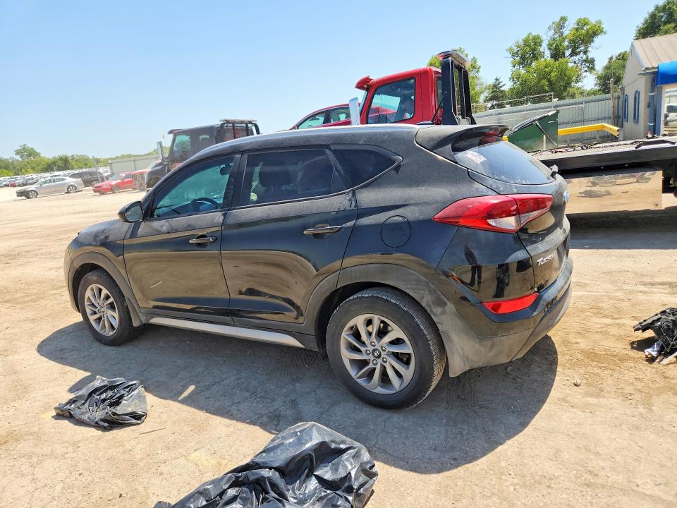 Photo 2 from auction – 2017 HYUNDAI TUCSON with VIN KM8J33A43HU326552