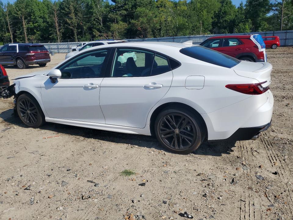 Photo 2 from auction – 2025 TOYOTA CAMRY with VIN 4T1DAACK2SU085528