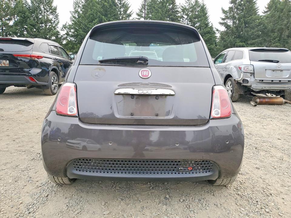 Photo 6 from auction – 2015 FIAT 500 with VIN 3C3CFFGE8FT585717