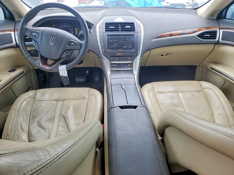 Photo 8 from auction – 2014 LINCOLN MKZ with VIN 3LN6L2LU8ER811964
