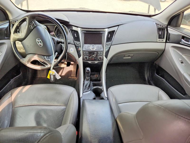 Photo 8 from auction – 2013 HYUNDAI SONATA with VIN 5NPEC4AB8DH504938